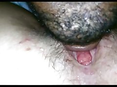 Licked yake mpaka yeye alikuja katika 1:06